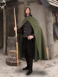 Плащ-накидка с капюшоном