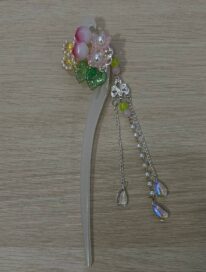 Заколка в волосы китайская: Заколка прозрачная с цветком