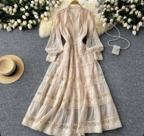 Платье кружевное бежевое: Платье кружевное бежевое (46)
