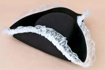 Шляпа труголка пиратская