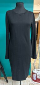 Платье черное с рукавом (44)