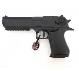 Страйкбольный пистолет