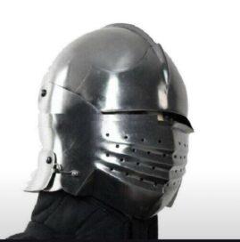 Средневековый рыцарский шлем