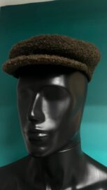 Кепи-жокейка мужская