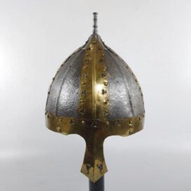 Норманский шлем