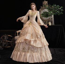 Платье золотое в стиле Рококо