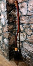 Метла Нимбус 2000 (Гарри Поттер)