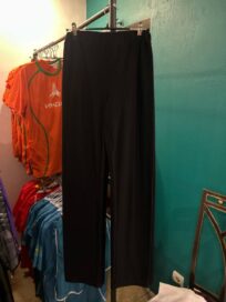 Штаны черные спортивные: Штаны черные 44