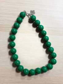 Бусы крупный зеленый ретро