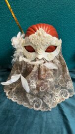 Маска карнавальная версаль: Маска карнавальная белая