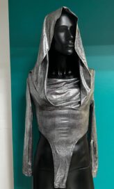 Боди металлик серебро с капюшоном: Боди с капюшоном (44)