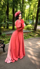 Платье историческое коралловое 19 век (44)